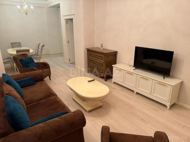 3 otaqlı yeni tikili - Şah İsmayıl Xətai m. - 113 m² (3)