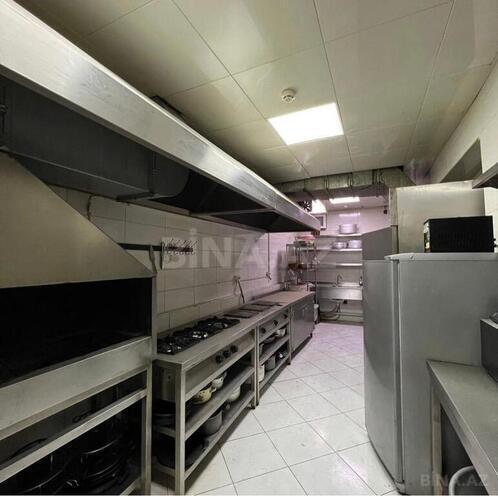 Obyekt - İnşaatçılar m. - 210 m² (13)
