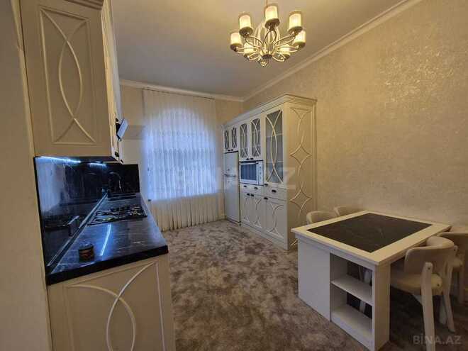 6 otaqlı həyət evi/bağ evi - Novxanı q. - 550 m² (28)