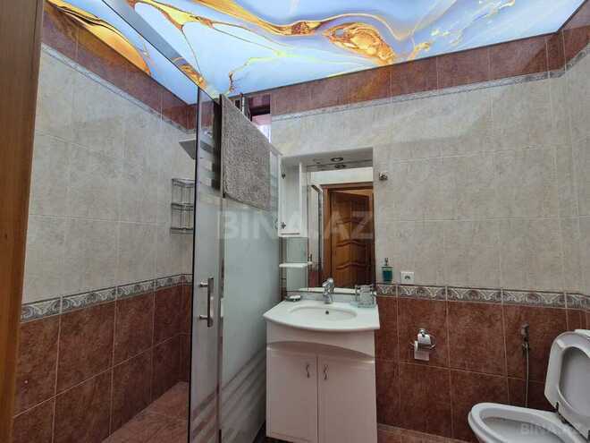 6 otaqlı həyət evi/bağ evi - Novxanı q. - 550 m² (16)