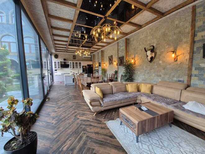 6 otaqlı həyət evi/bağ evi - Novxanı q. - 550 m² (7)