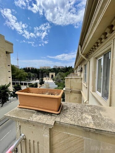 3 otaqlı köhnə tikili - İçəri Şəhər m. - 70 m² (10)