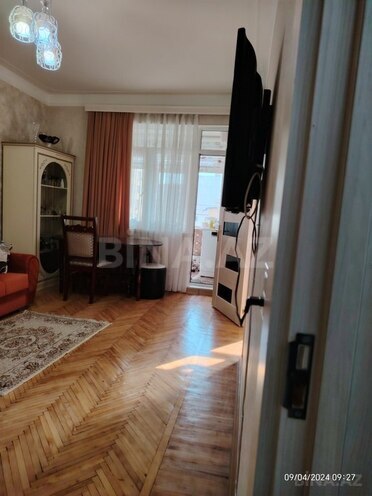 2 otaqlı köhnə tikili - Gənclik m. - 35 m² (23)