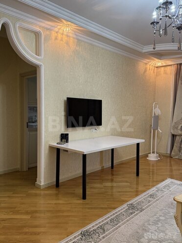 3 otaqlı yeni tikili - 8 Noyabr m. - 115 m² (4)