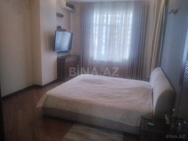4 otaqlı yeni tikili - 8 Noyabr m. - 140 m² (13)