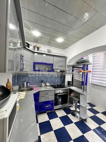 2 otaqlı köhnə tikili - Qaraçuxur q. - 60 m² (15)