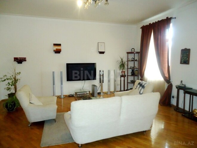 5-комн. вторичка - Насиминский  р. - 170 м² (1)
