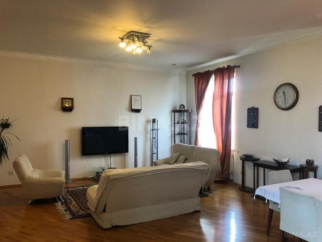 5-комн. вторичка - Насиминский  р. - 170 м² (24)