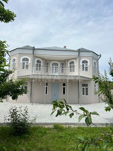 6 otaqlı həyət evi/bağ evi - Quba - 300 m² (1)