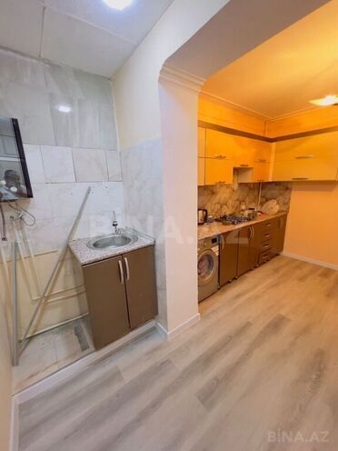 3 otaqlı köhnə tikili - Yeni Günəşli q. - 75 m² (4)