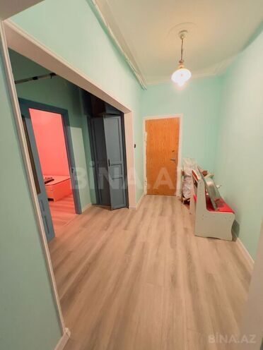3 otaqlı köhnə tikili - Yeni Günəşli q. - 75 m² (1)