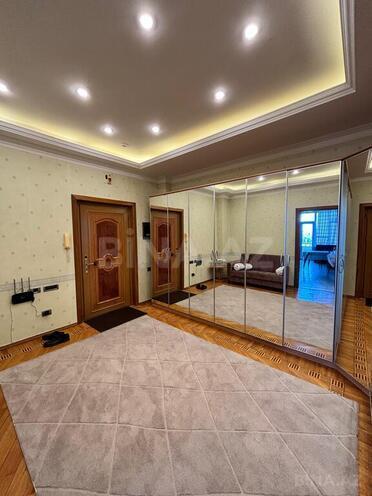 4-комн. новостройка - м. 28 мая - 180 м² (3)