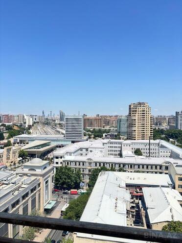 4-комн. новостройка - м. 28 мая - 180 м² (10)