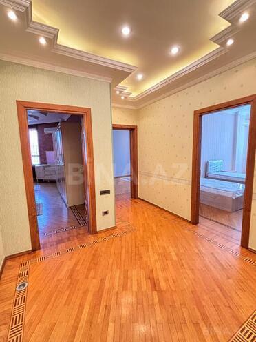 4-комн. новостройка - м. 28 мая - 180 м² (13)