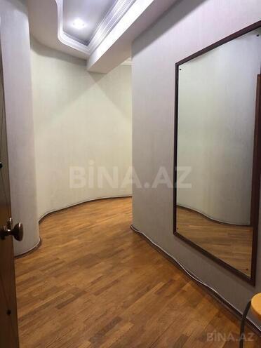 4 otaqlı yeni tikili - İnşaatçılar m. - 200 m² (2)