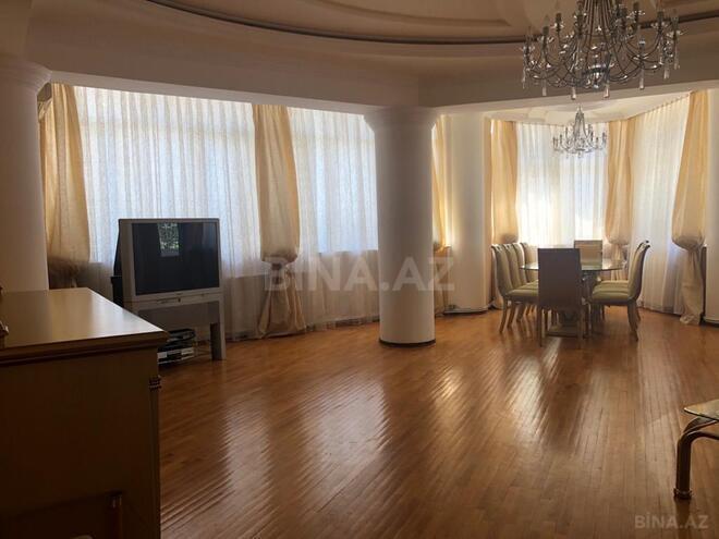 4 otaqlı yeni tikili - İnşaatçılar m. - 200 m² (1)