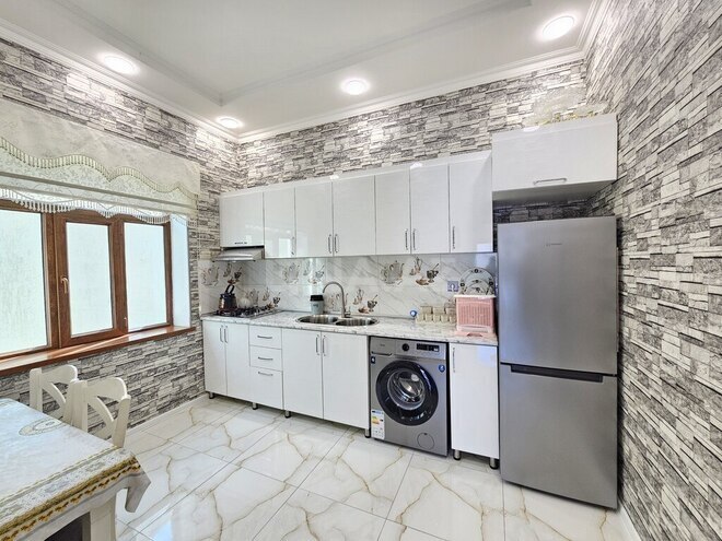 4 otaqlı həyət evi/bağ evi - Şüvəlan q. - 165 m² (14)