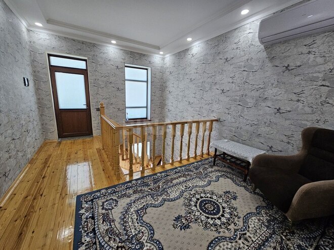 4 otaqlı həyət evi/bağ evi - Şüvəlan q. - 165 m² (21)