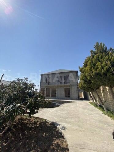 7 otaqlı həyət evi/bağ evi - Novxanı q. - 240 m² (6)