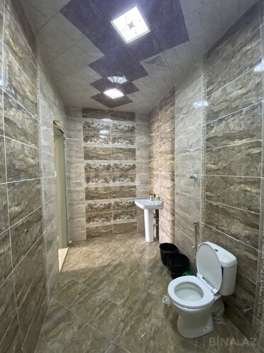 7 otaqlı həyət evi/bağ evi - Novxanı q. - 240 m² (19)