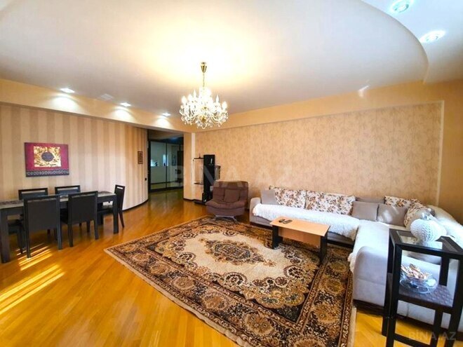 3 otaqlı yeni tikili - Elmlər Akademiyası m. - 160 m² (3)