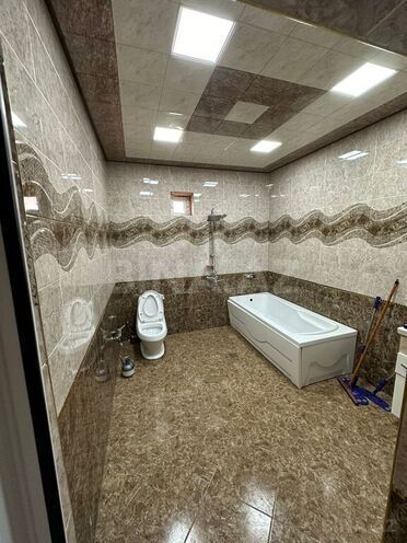 10 otaqlı həyət evi/bağ evi - Fatmayı q. - 432 m² (25)