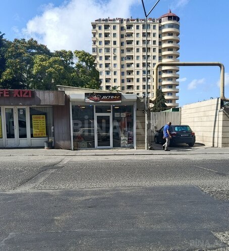 Obyekt - İnşaatçılar m. - 40 m² (1)