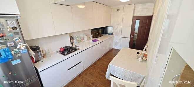 3 otaqlı köhnə tikili - İnşaatçılar m. - 74 m² (1)