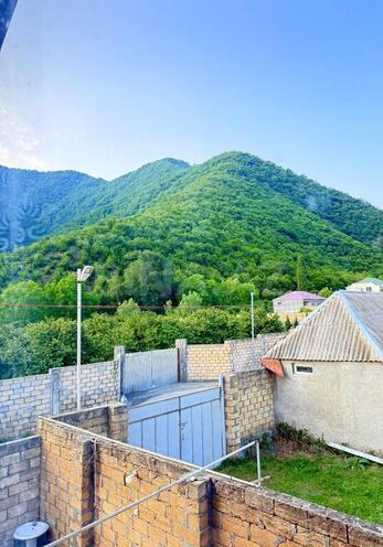 4 otaqlı həyət evi/bağ evi - Qax - 120 m² (18)