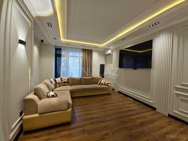 3 otaqlı yeni tikili - 8 Noyabr m. - 150 m² (1)