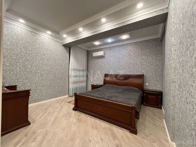 4 otaqlı yeni tikili - 20 Yanvar m. - 155 m² (13)