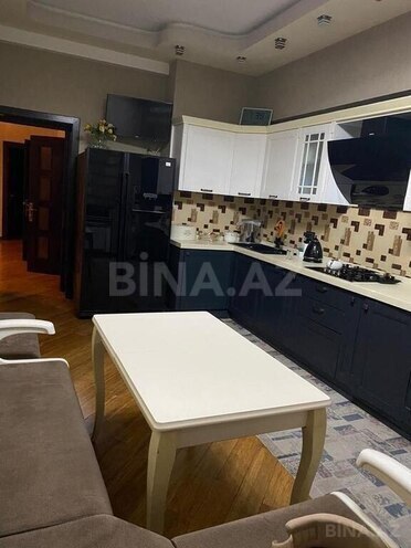3 otaqlı yeni tikili - İnşaatçılar m. - 160 m² (8)