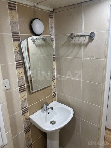 2 otaqlı köhnə tikili - İnşaatçılar m. - 55 m² (13)