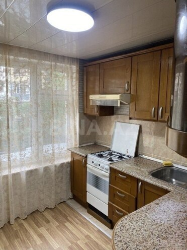 2 otaqlı köhnə tikili - İnşaatçılar m. - 55 m² (10)
