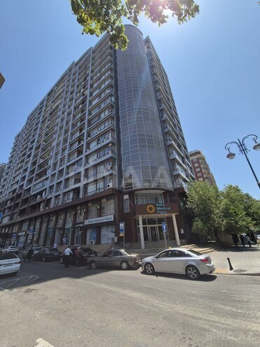 3 otaqlı yeni tikili - 28 May m. - 140 m² (1)