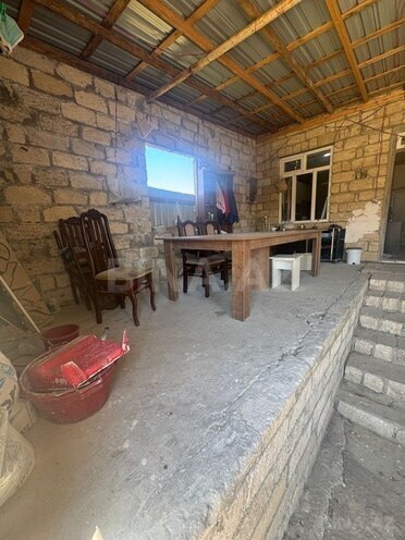4 otaqlı həyət evi/bağ evi - Qobu q. - 100 m² (10)