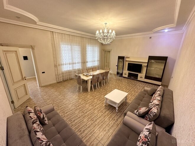 5 otaqlı həyət evi/bağ evi - Quba - 250 m² (7)