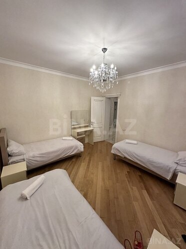 5 otaqlı həyət evi/bağ evi - Quba - 250 m² (5)