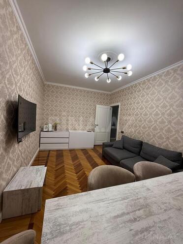 3-комн. вторичка - м. Ази Асланов - 74 м² (7)