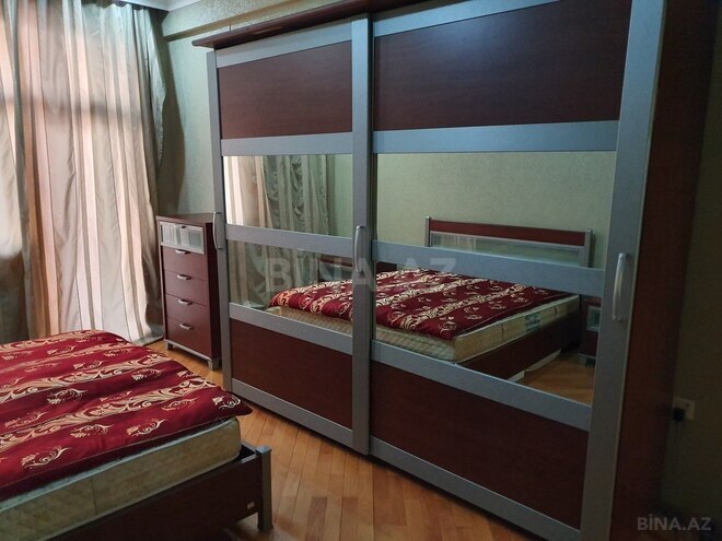 2-комн. новостройка - м. 28 мая - 80 м² (4)