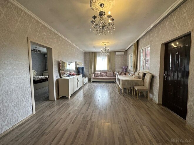 7 otaqlı həyət evi/bağ evi - Buzovna q. - 240 m² (1)