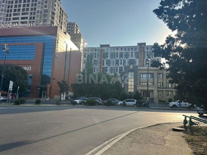 2 otaqlı yeni tikili - İnşaatçılar m. - 81 m² (1)