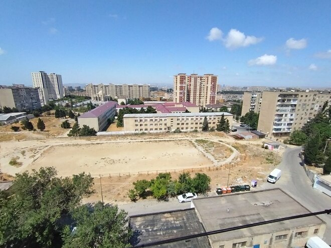 3 otaqlı köhnə tikili - Yeni Günəşli q. - 70 m² (1)