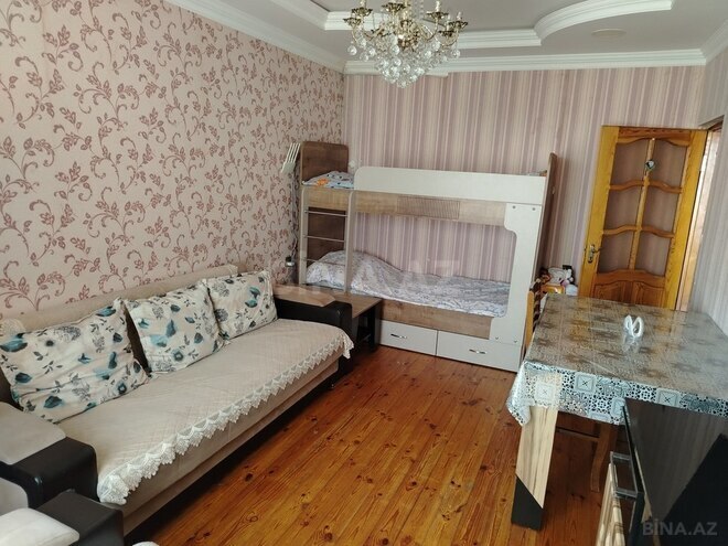 3 otaqlı köhnə tikili - Yeni Günəşli q. - 70 m² (12)