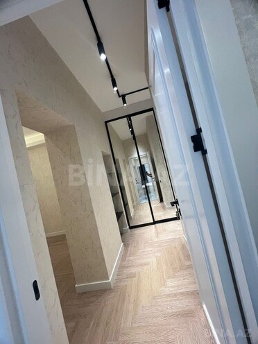 4-комн. новостройка - м. 28 мая - 196 м² (22)