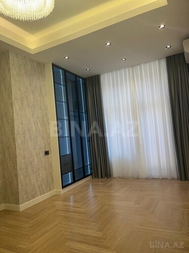 4-комн. новостройка - м. 28 мая - 196 м² (8)