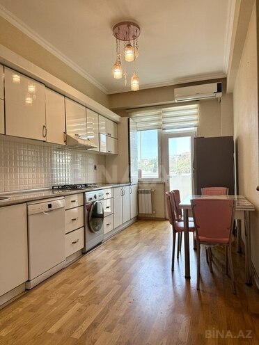 3-комн. новостройка - м. Автовокзал - 87 м² (8)