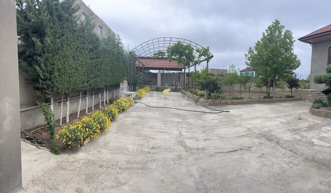 6 otaqlı həyət evi/bağ evi - Maştağa q. - 200 m² (2)