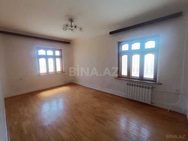 2 otaqlı köhnə tikili - Qaraçuxur q. - 70 m² (1)