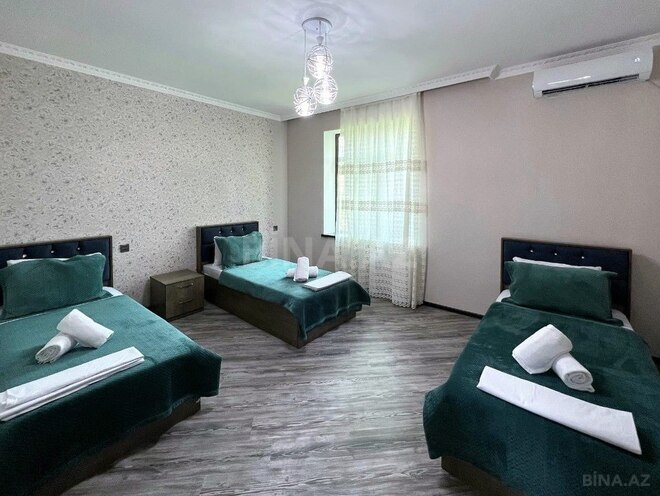 5 otaqlı həyət evi/bağ evi - Qəbələ - 450 m² (12)